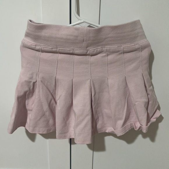 Pleated Mesh Skort - Picture 5 of 8